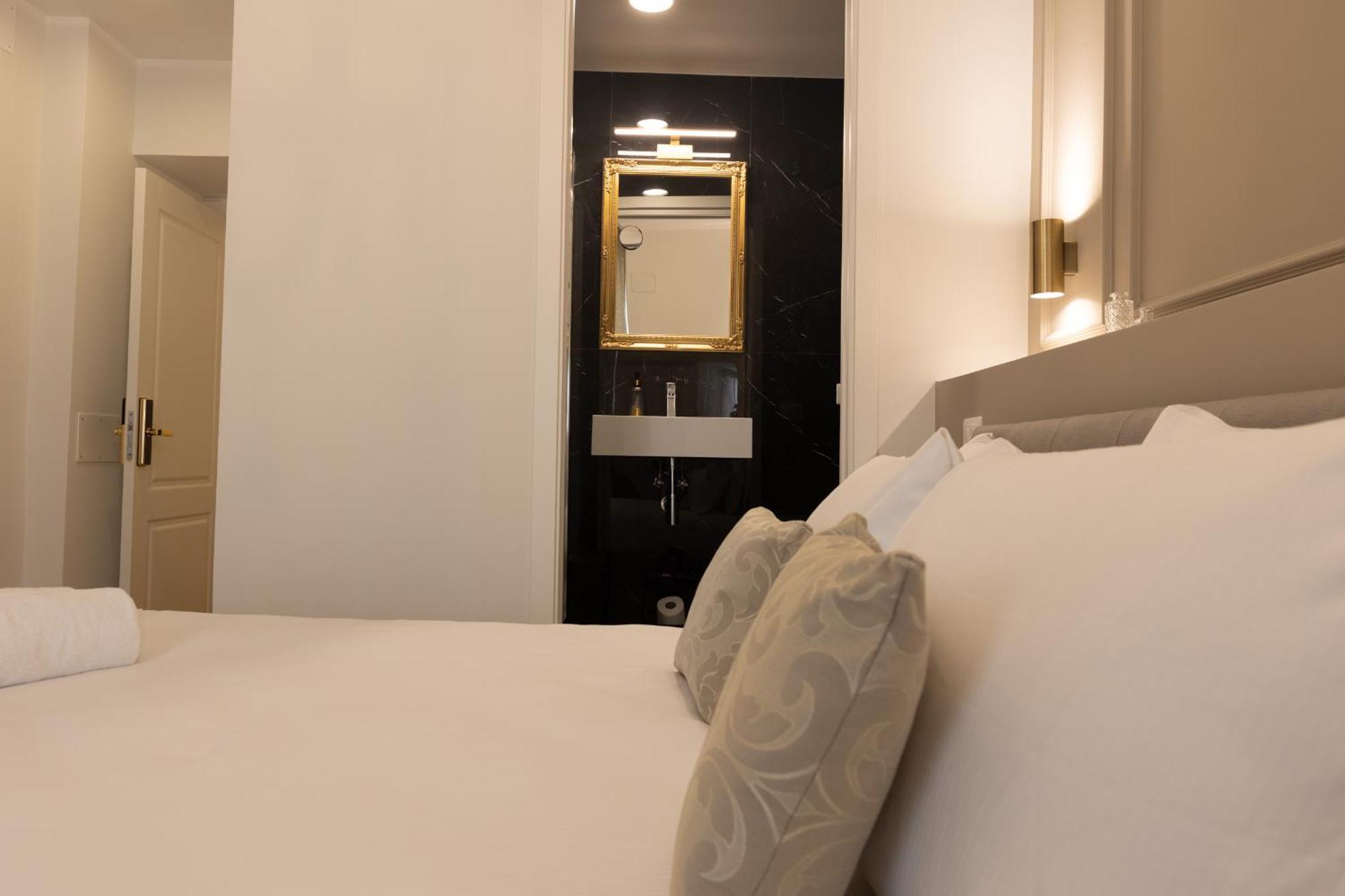 De Vince Suites - Luxury Rooms - Roma Termini Dış mekan fotoğraf