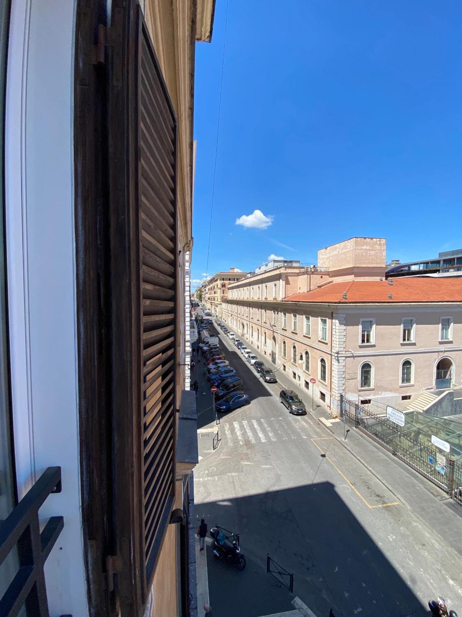 De Vince Suites - Luxury Rooms - Roma Termini Dış mekan fotoğraf